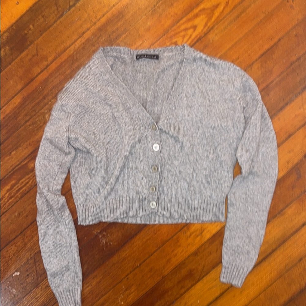 Brandy Melville cropped sweater